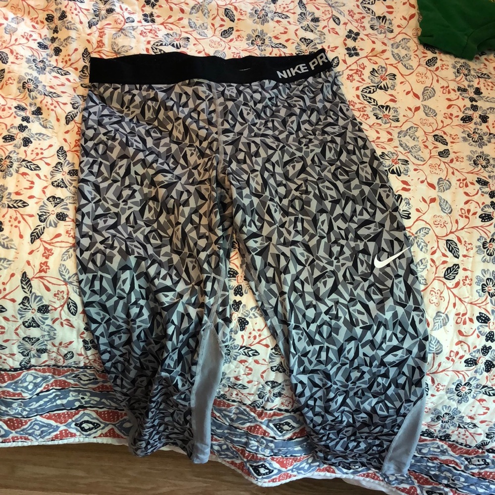 Nike Pro Capri legging